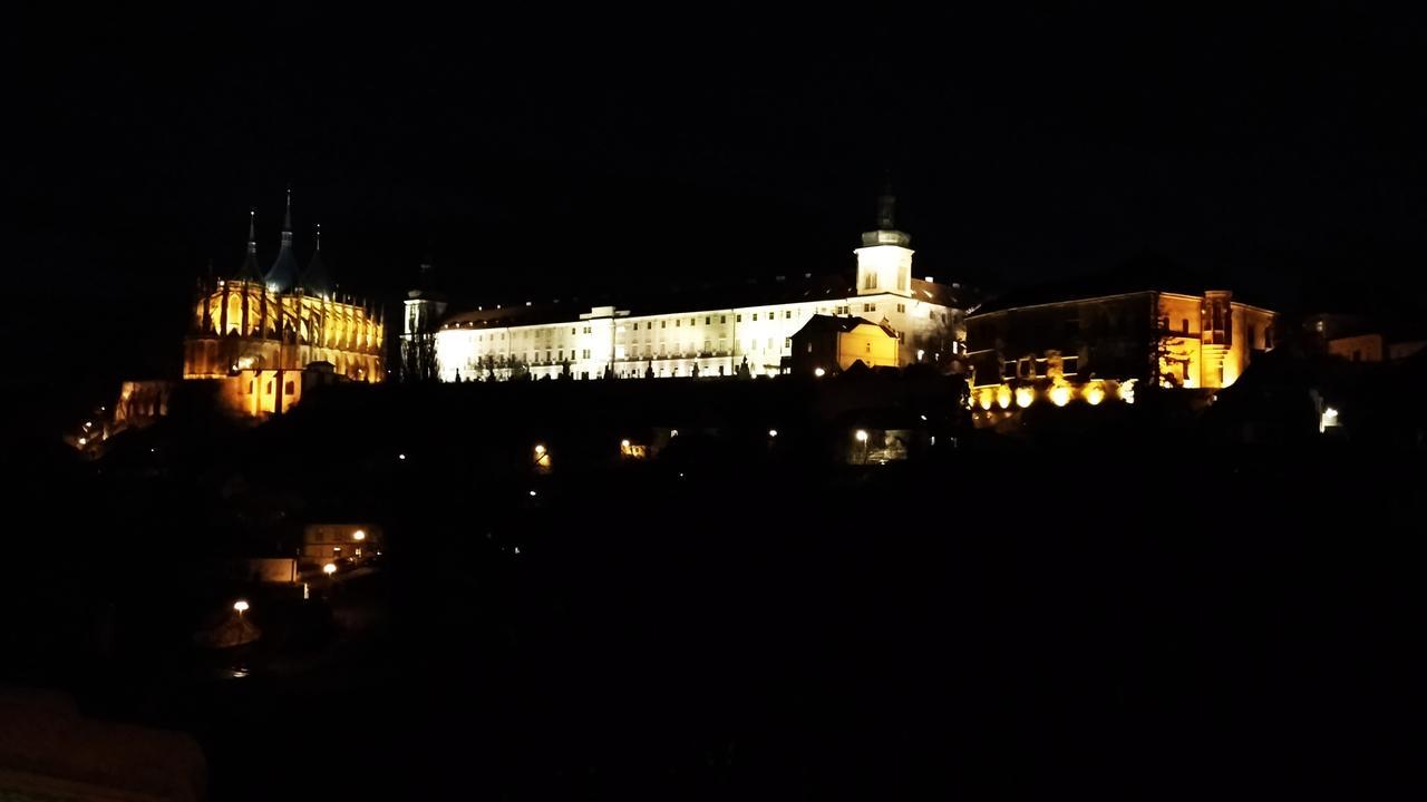 Palace Kutna Hora Exterior photo